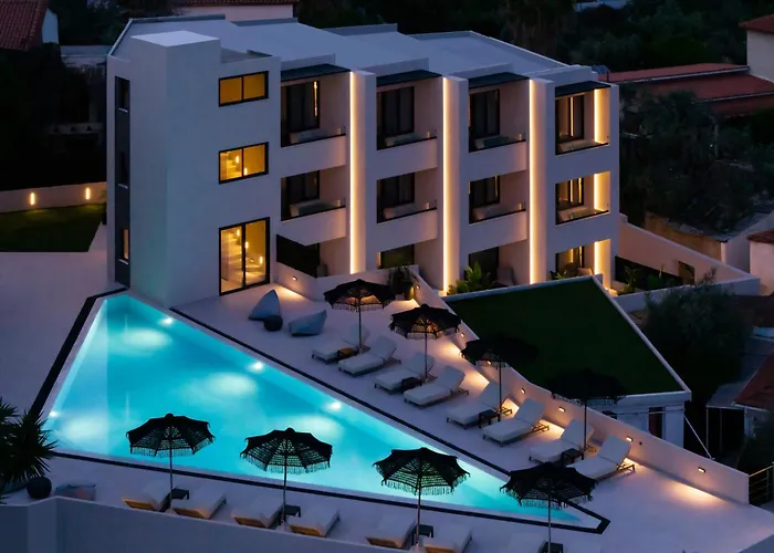 Nimfi Suites
